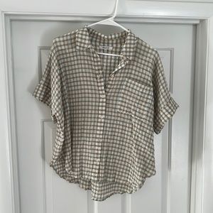 Madewell, Buttondown short sleeve shirt, still has tags, never worn